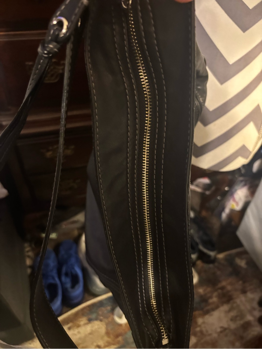 Coach Zoe Vintage Hobo Bag - Black discontinued in 2010 - Picture 9 of 11